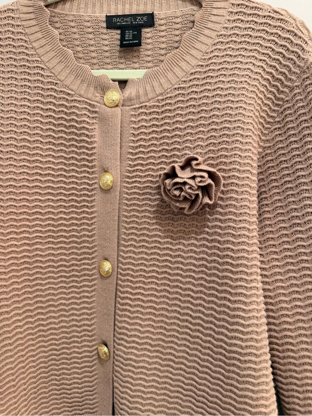 Rachel Zoe Rosette Wavy Knit Cardigan Sweater Women’s XL Tan Gold Lion Button - Picture 10 of 10